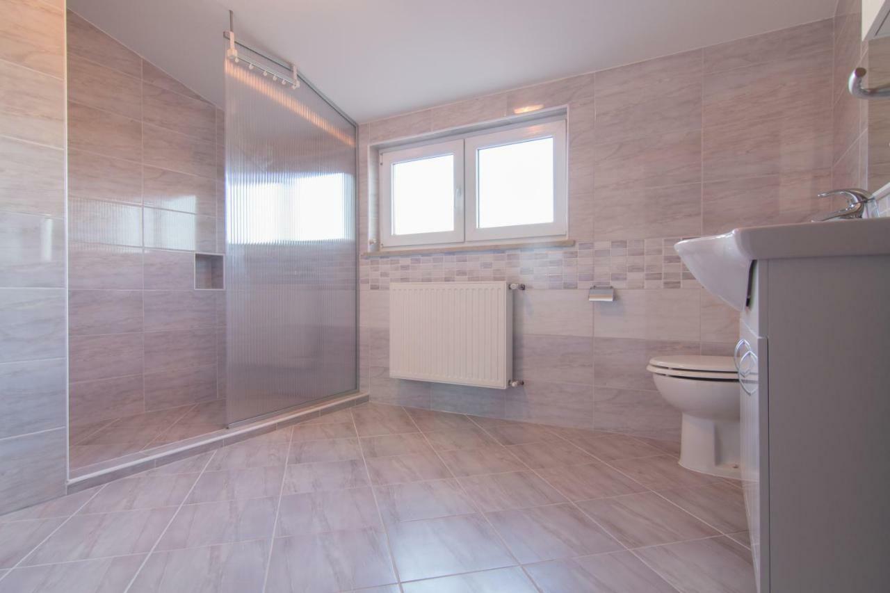 Filip Apartment *